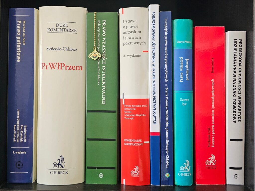 Specjalizacja: ochrona prawa własności intelektualnej i przemysłowej online